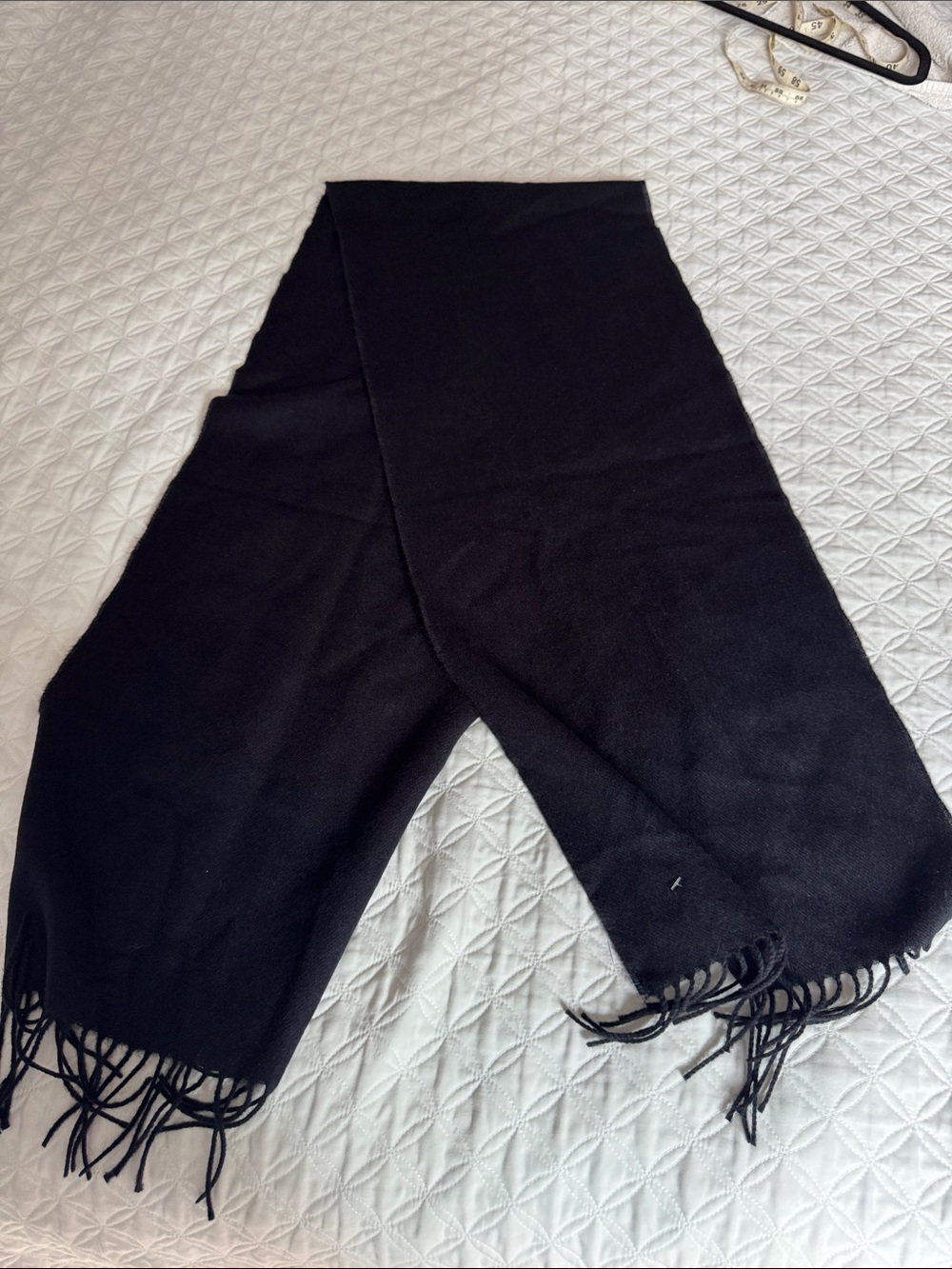 NWT Kohl’s D&Y Softer Than Cashmere Black Fringe Scarf One Size